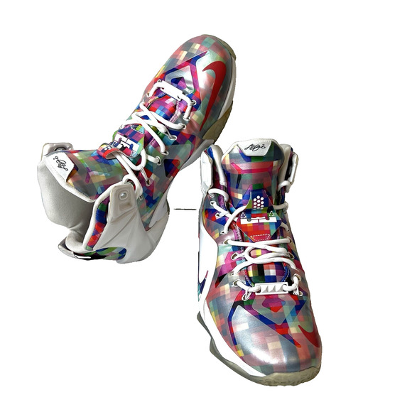 Nike LeBron 12 XII EXT Prism Finish Your Breakfast Men's Sz 9 Sneaker 748861-900 - Picture 1 of 11